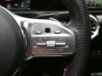 Mercedes-Benz CLA 250 e Coupé AMG Night MBUX Navi+ Kamera