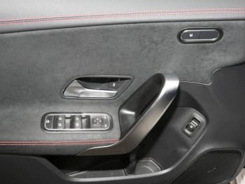 Mercedes-Benz CLA 250 e Coupé AMG Night MBUX Navi+ Kamera