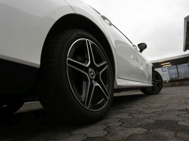 Mercedes-Benz CLA 250 e Coupé AMG Night MBUX Navi+ Kamera