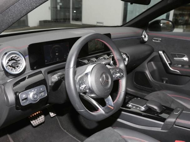 Mercedes-Benz CLA 250 e Coupé AMG Night MBUX Navi+ Kamera