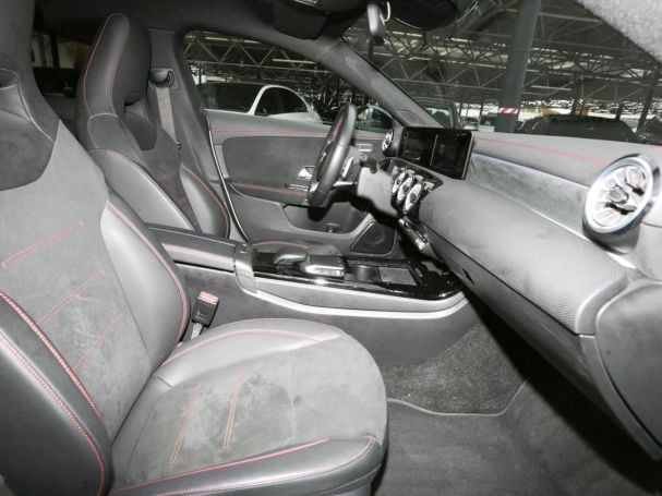 Mercedes-Benz CLA 250 e Coupé AMG Night MBUX Navi+ Kamera