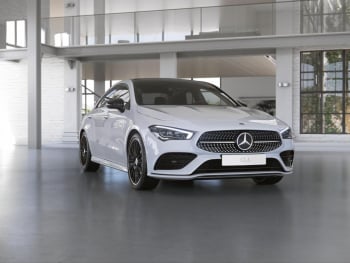 Mercedes-Benz CLA 250 e Coupé AMG Night Panorama Kamera HeadUp