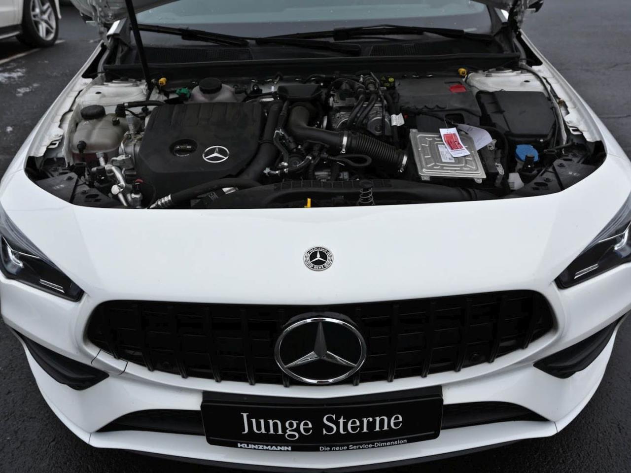 Mercedes-Benz CLA 250 e Coupé AMG Night Panorama Sitzklima 360°