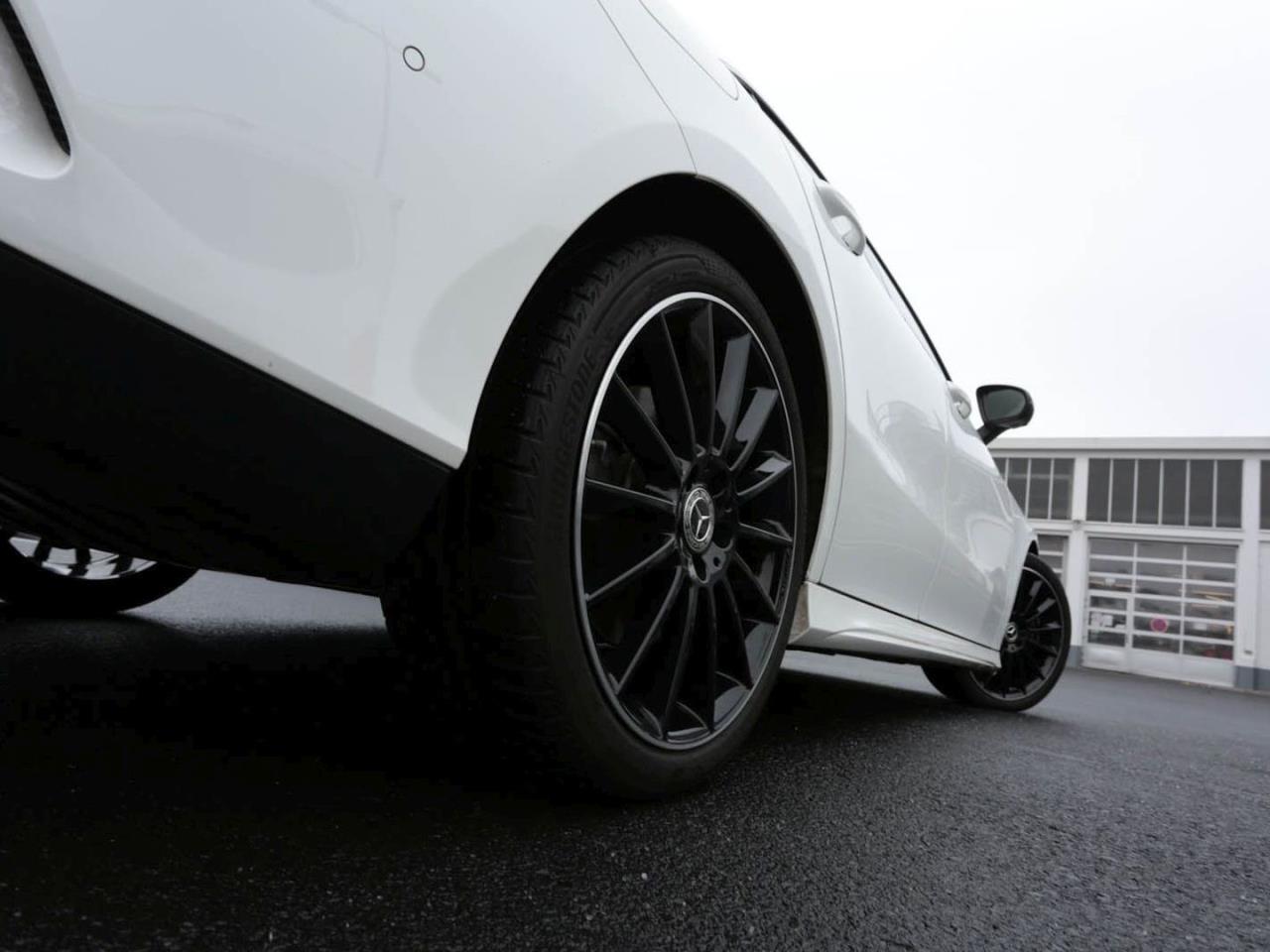 Mercedes-Benz CLA 250 e Coupé AMG Night Panorama Sitzklima 360°