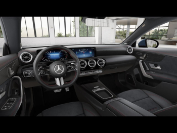 Mercedes-Benz CLA 250 e Coupé AMG Panorama Distronic Burmester
