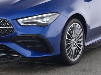 Mercedes-Benz CLA 250 e Coupé AMG Panorama Distronic Burmester