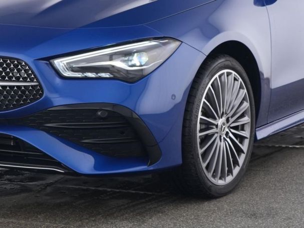 Mercedes-Benz CLA 250 e Coupé AMG Panorama Distronic Burmester