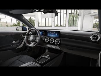 Mercedes-Benz CLA 250 e Coupé AMG Panorama Distronic Burmester