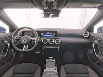 Mercedes-Benz CLA 250 e Coupé AMG Panorama Distronic Burmester