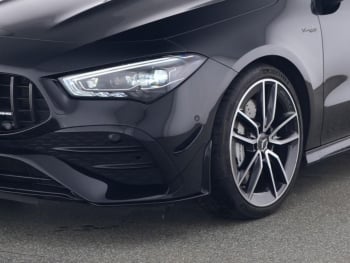 Mercedes-Benz CLA 35 AMG 4M Coupé Panorama Performance Sitze