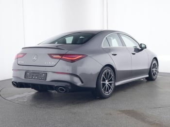 Mercedes-Benz CLA 35 AMG 4M Coupé AMG MBUX NaviPrem. Kamera