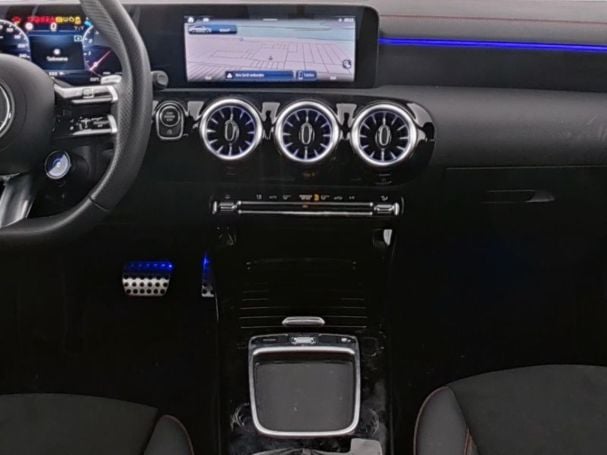 Mercedes-Benz CLA 35 AMG 4M Coupé AMG MBUX NaviPrem. Kamera Mercedes-Benz CLA 35 AMG 4M Coupé AMG MBUX NaviPrem. Kamera