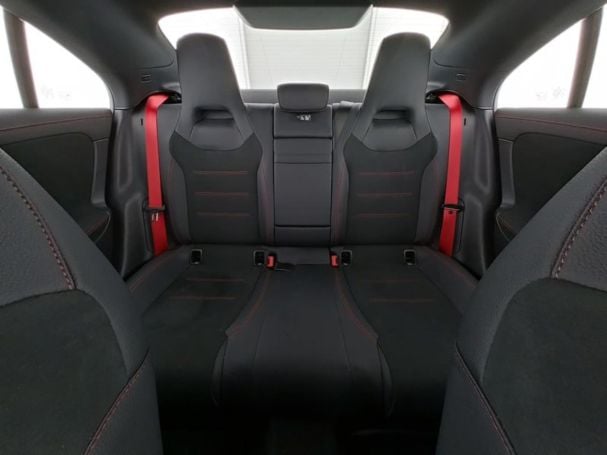 Mercedes-Benz CLA 35 AMG 4M Coupé AMG MBUX NaviPrem. Kamera Mercedes-Benz CLA 35 AMG 4M Coupé AMG MBUX NaviPrem. Kamera