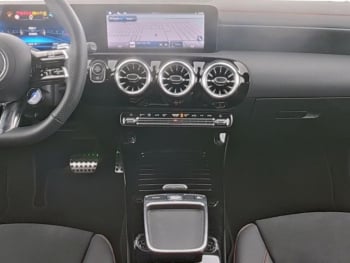 Mercedes-Benz CLA 35 AMG 4M Coupé Night Panorama Memory 360°