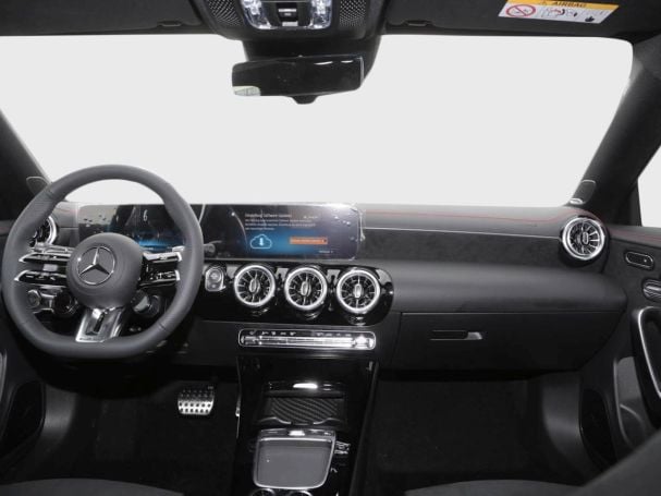 Mercedes-Benz Mercedes-AMG CLA 35 4MATIC Coupé AMG Night 360° Mercedes-Benz Mercedes-AMG CLA 35 4MATIC Coupé AMG Night 360°