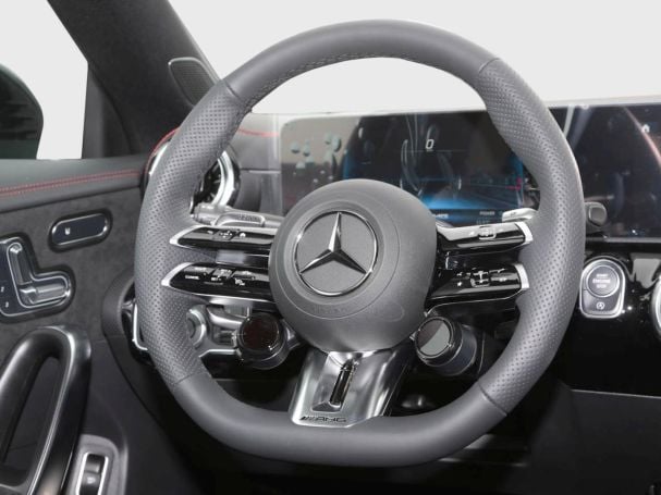 Mercedes-Benz Mercedes-AMG CLA 35 4MATIC Coupé AMG Night 360° Mercedes-Benz Mercedes-AMG CLA 35 4MATIC Coupé AMG Night 360°