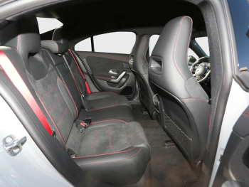 Mercedes-Benz Mercedes-AMG CLA 35 4MATIC Coupé Night AHK