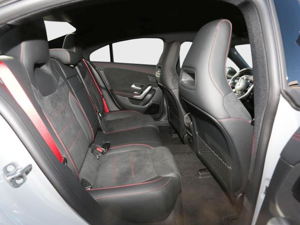 Mercedes-Benz Mercedes-AMG CLA 35 4MATIC Coupé Night AHK