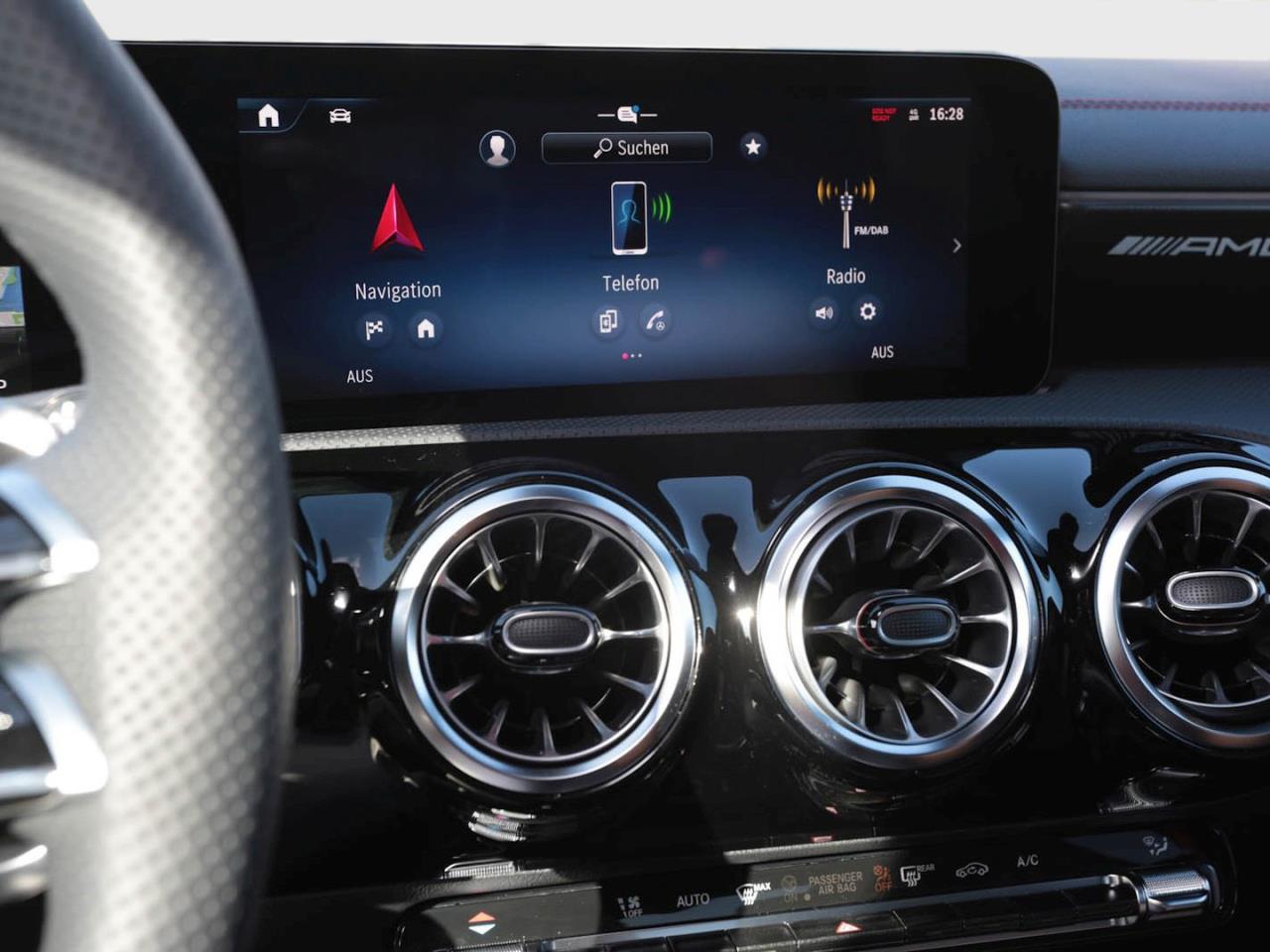 Mercedes-Benz Mercedes-AMG CLA 35 4MATIC Coupé Night AHK