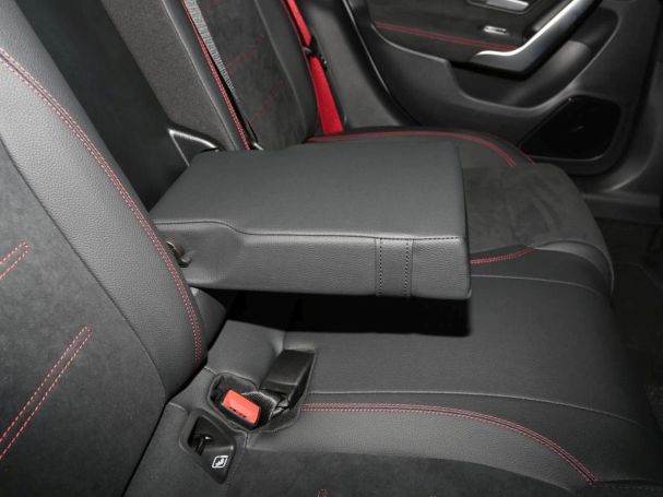 Mercedes-Benz Mercedes-AMG CLA 35 4MATIC Coupé Night AHK