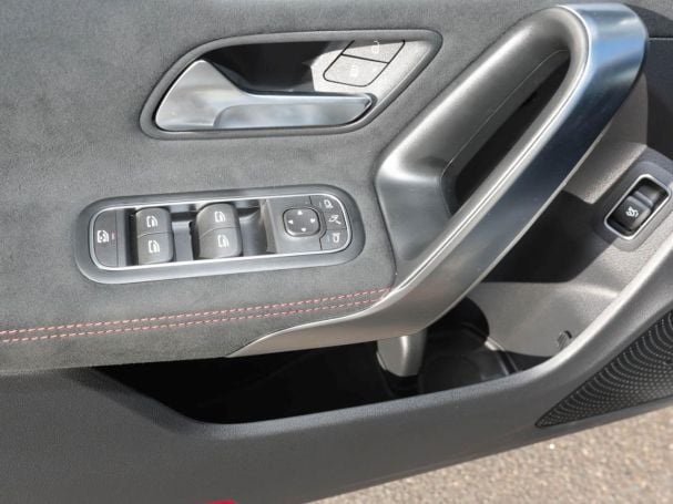 Mercedes-Benz Mercedes-AMG CLA 35 4MATIC Coupé Night AHK