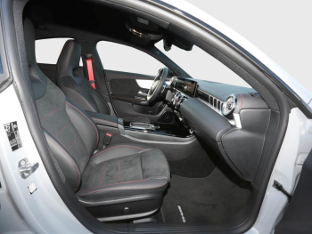 Mercedes-Benz Mercedes-AMG CLA 35 4MATIC Coupé Night AHK