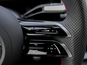 Mercedes-Benz CLA 250+  AMG Night Panorama Memory AHK SpiegelP