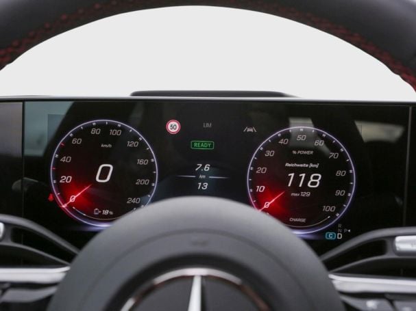 Mercedes-Benz CLA 250+ AMG Night Panorama HUD AHK Memory Mercedes-Benz CLA 250+ AMG Night Panorama HUD AHK Memory