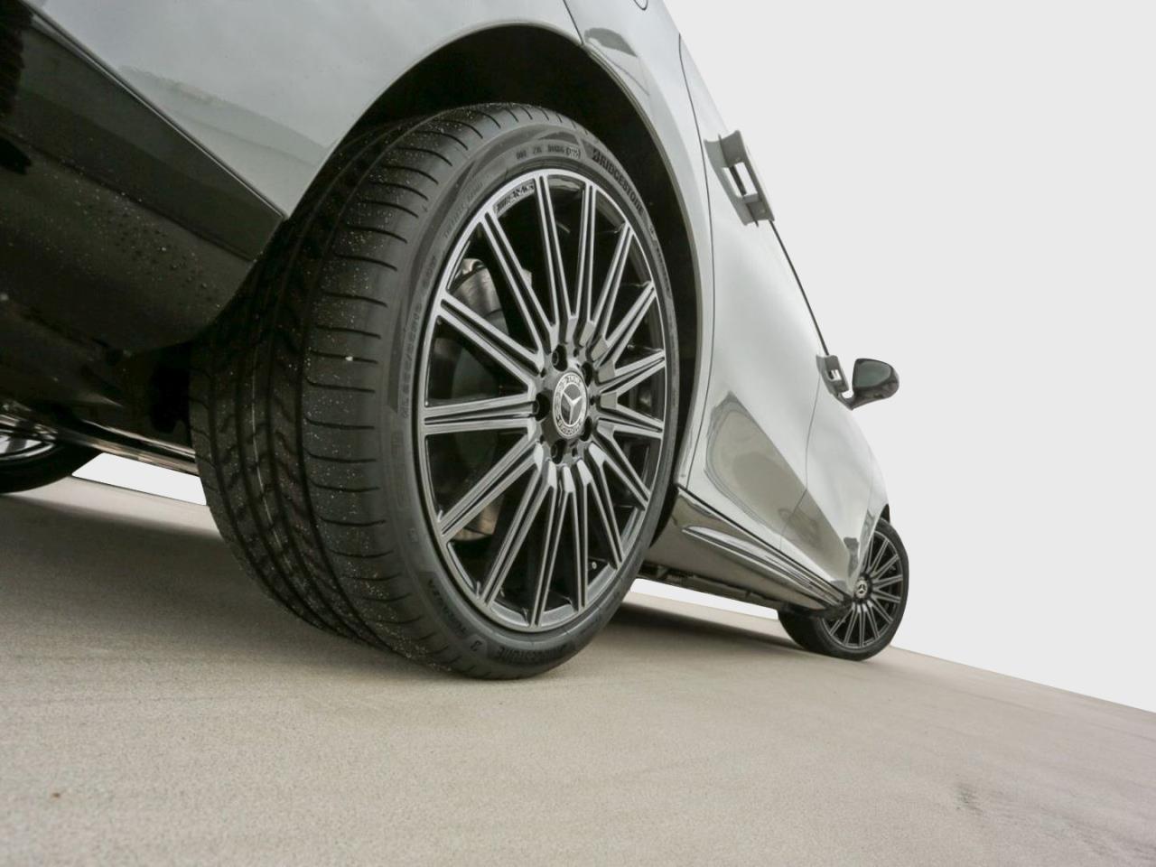 Mercedes-Benz CLA 250+ AMG Night Panorama HUD AHK Memory