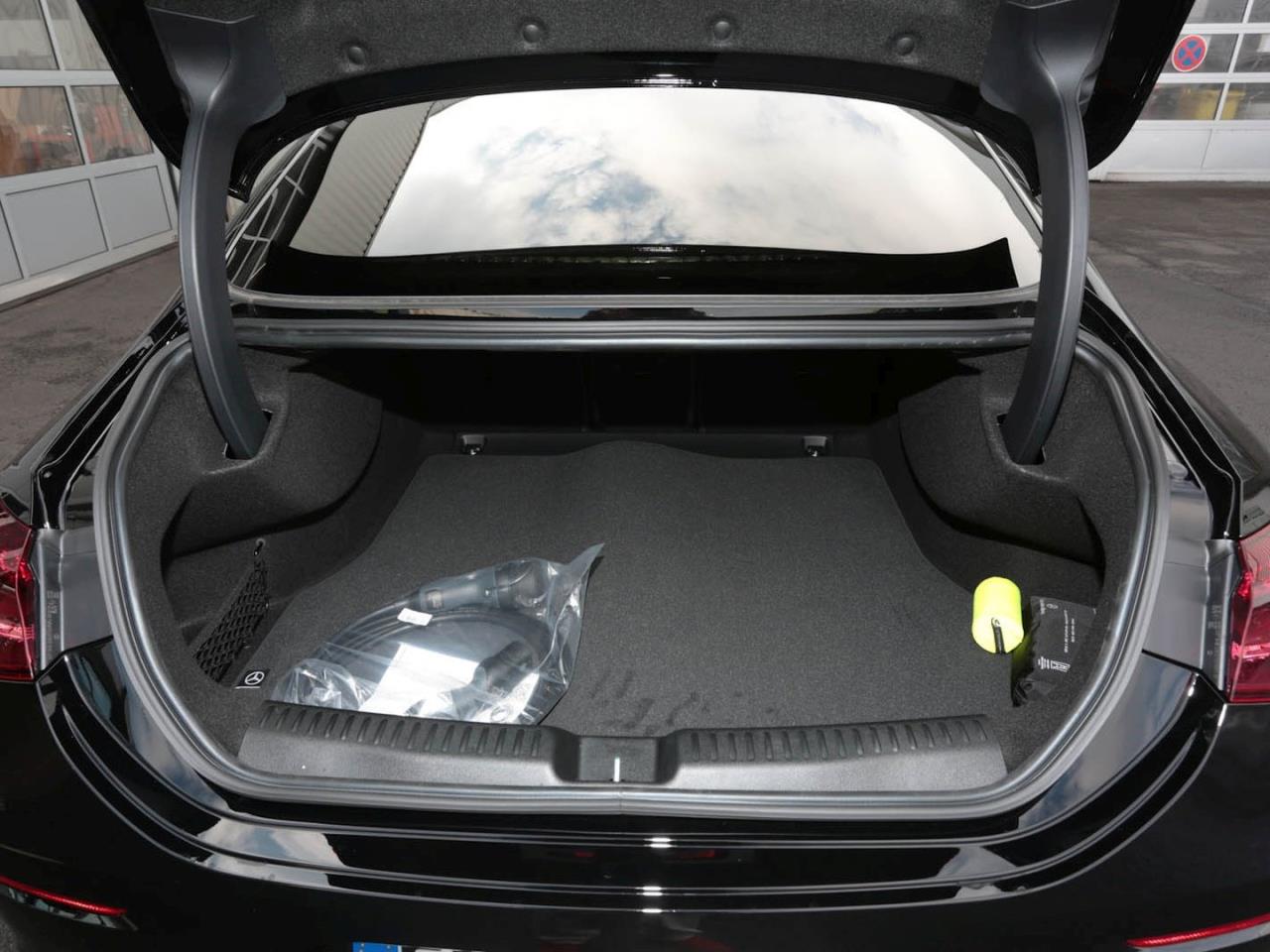 Mercedes-Benz CLA 250+ mit EQ Technologie Memory HeadUp Kamera