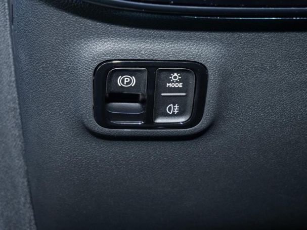 Mercedes-Benz CLA 250+ mit EQ Technologie AMG Night Panorama