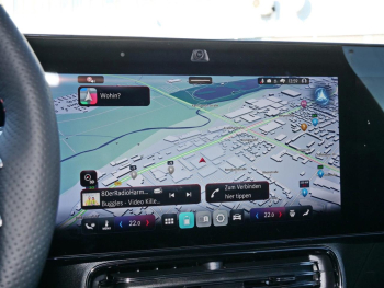 Mercedes-Benz CLA 250+ mit EQ Technologie AMG Night Panorama