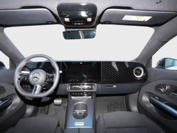 Mercedes-Benz CLA 250+ mit EQ Technologie AMG Night Panorama