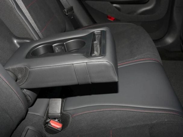 Mercedes-Benz CLA 250+ mit EQ Technologie AMG Night Panorama