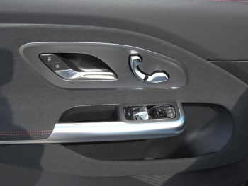 Mercedes-Benz CLA 250+ mit EQ Technologie AMG Night Panorama