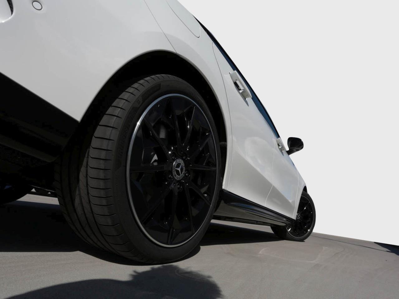 Mercedes-Benz CLA 250+ mit EQ Technologie AMG Night Panorama