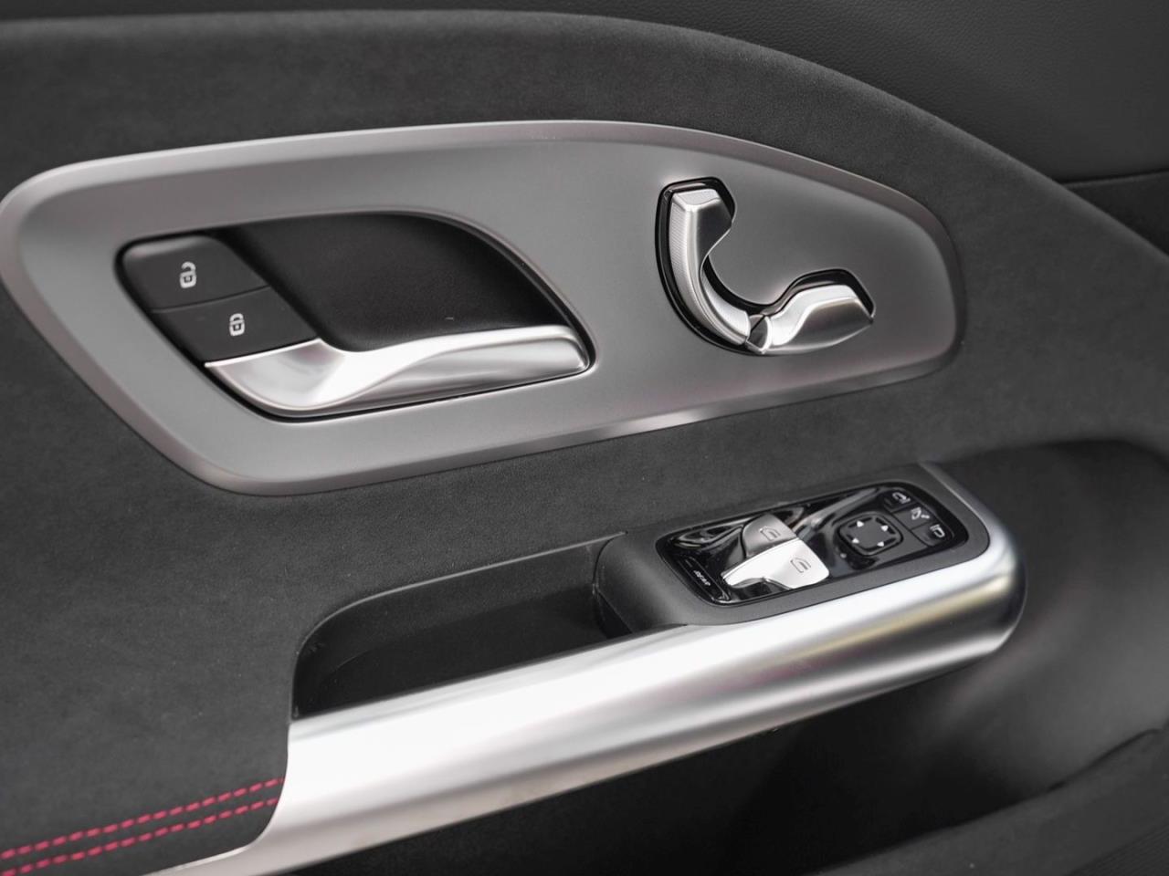 Mercedes-Benz CLA 250+ AMG Night Panorama AHK Memory HUD