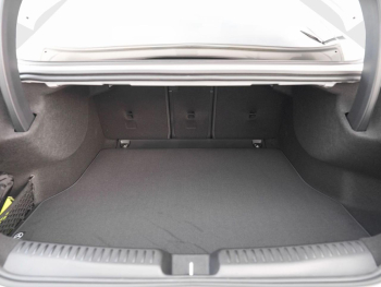 Mercedes-Benz CLA 250+ AMG Night Panorama AHK Memory HUD