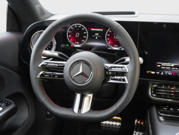 Mercedes-Benz CLA 250+ AMG Night Panorama AHK Memory HUD