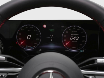 Mercedes-Benz CLA 350 4MATIC  AMG Night Navi Panorama HUD AHK Mercedes-Benz CLA 350 4MATIC  AMG Night Navi Panorama HUD AHK
