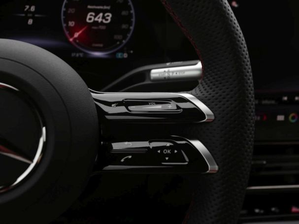 Mercedes-Benz CLA 350 4MATIC AMG Night Navi Panorama HUD AHK Mercedes-Benz CLA 350 4MATIC AMG Night Navi Panorama HUD AHK