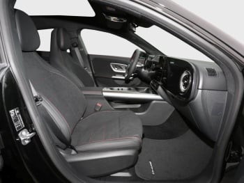 Mercedes-Benz CLA 350 4MATIC  AMG Night Navi Panorama HUD AHK