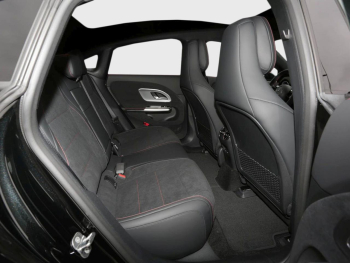 Mercedes-Benz CLA 350 4MATIC  AMG Night Navi Panorama HUD AHK