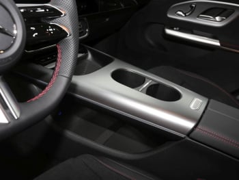 Mercedes-Benz CLA 350 4MATIC  AMG Night Navi Panorama HUD AHK