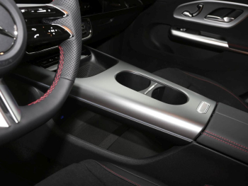 Mercedes-Benz CLA 350 4MATIC  AMG Night Navi Panorama HUD AHK