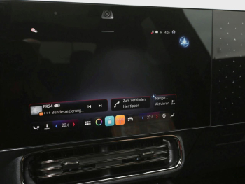 Mercedes-Benz CLA 350 4MATIC  AMG Night Navi Panorama HUD AHK