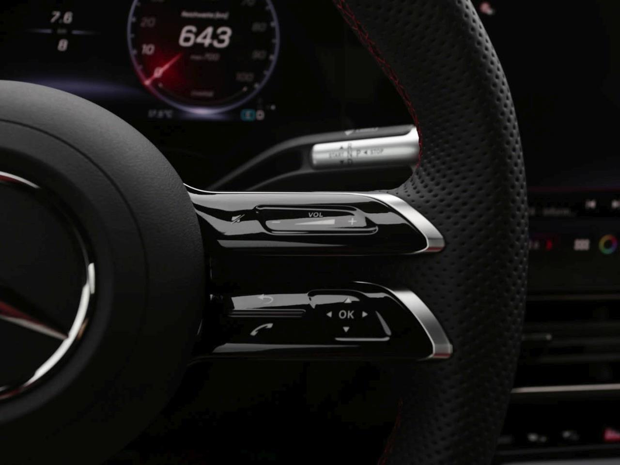 Mercedes-Benz CLA 350 4MATIC  AMG Night Navi Panorama HUD AHK