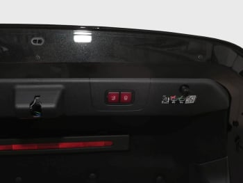 Mercedes-Benz CLA 350 4MATIC  AMG Night Navi Panorama HUD AHK