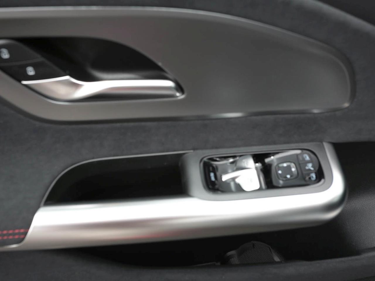 Mercedes-Benz CLA 180 AMG Night Panorama AHK Spiegel-Paket