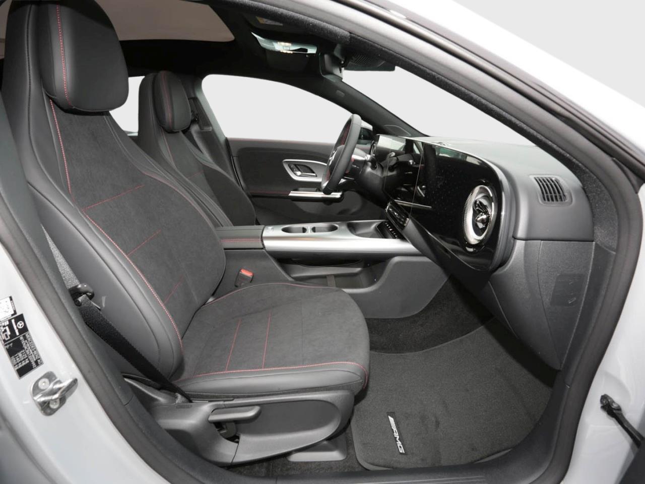 Mercedes-Benz CLA 180 AMG Night Panorama AHK Spiegel-Paket